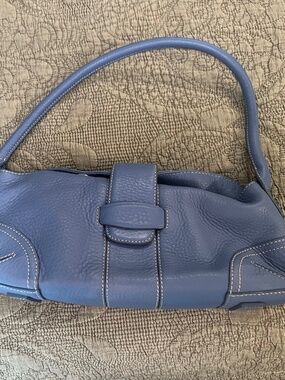 Ann Taylor Periwinkle Light Blue Pebbled Leather Magnetic Clasp Handle Clutch